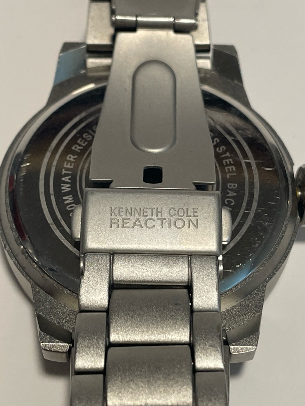 Kenneth Cole Reaction Watch RK3232 Silver - Picture 8 of 11